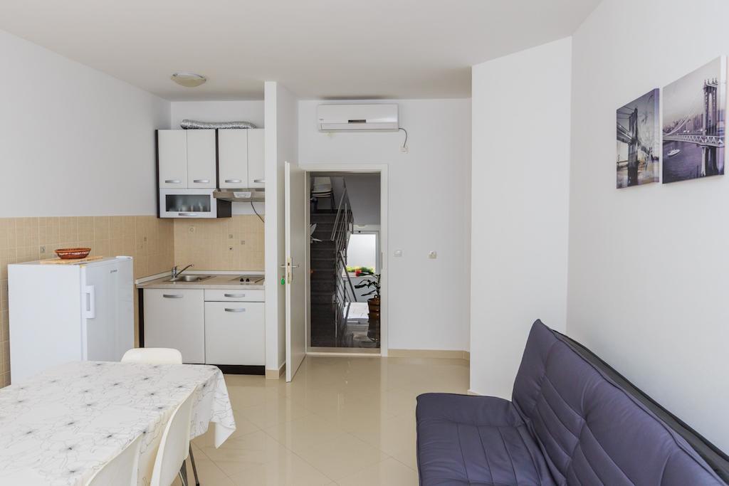 Apartments Rogulj Rogoznica Szoba fotó