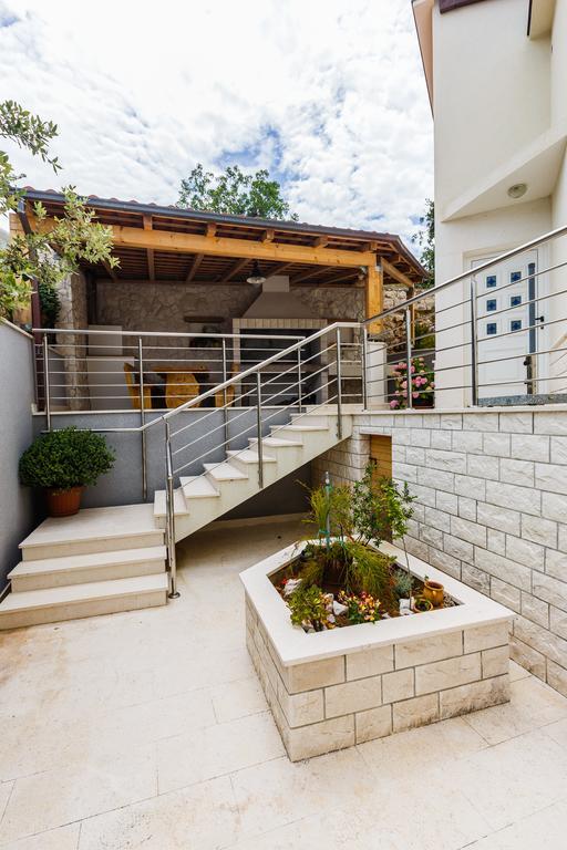 Apartments Rogulj Rogoznica Kültér fotó