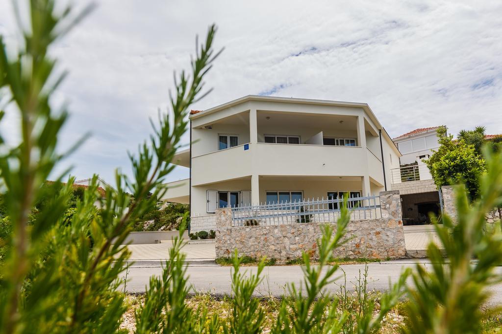 Apartments Rogulj Rogoznica Kültér fotó