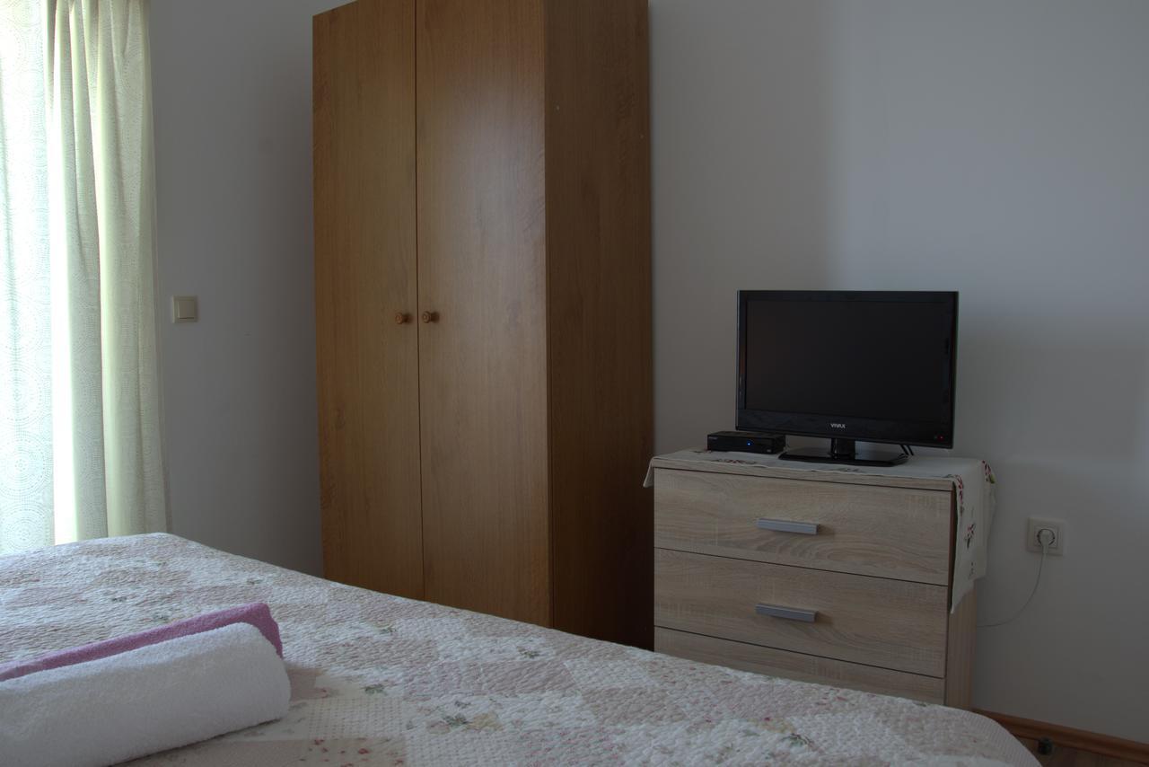 Apartments Rogulj Rogoznica Kültér fotó